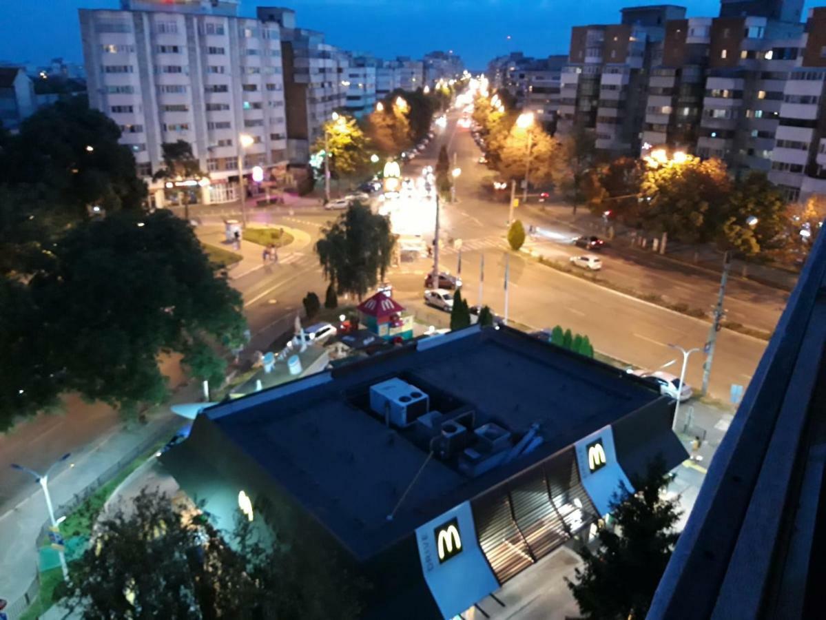 Hellen'S Ultracentral Apartament Buzau Exterior foto